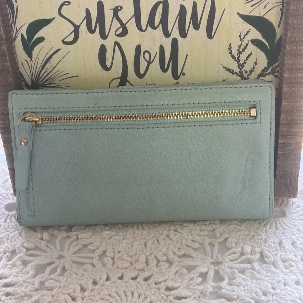 Kate Spade Robins Egg Blue Pebbled Leather Wallet Gold Trim Nice! Come see! - Picture 2 of 11